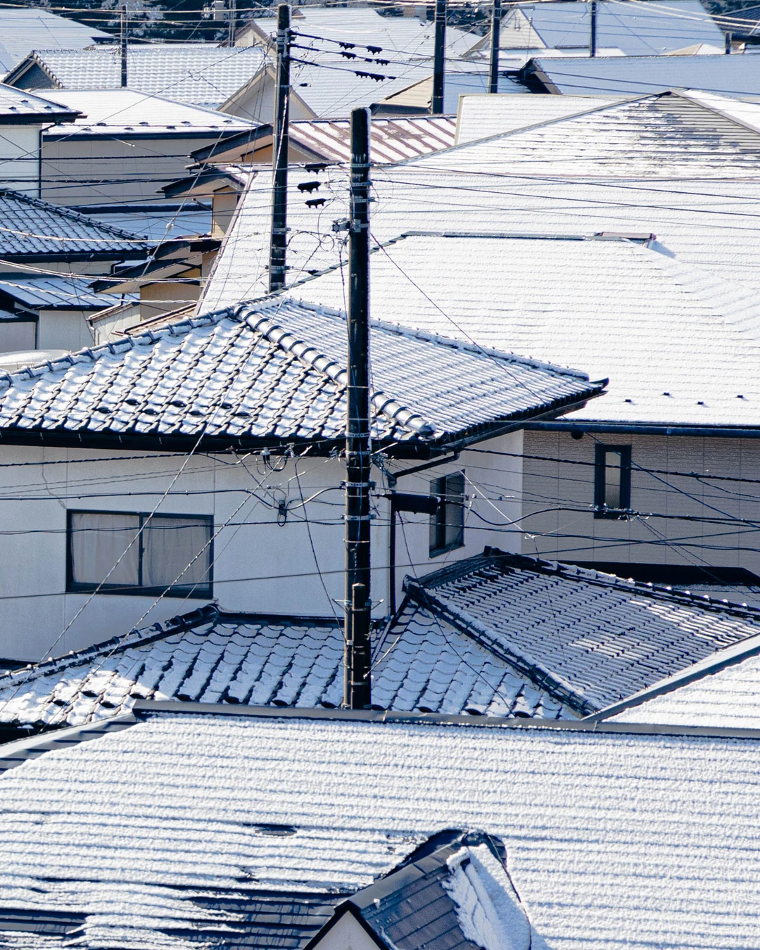 冬の住宅外壁イメージ